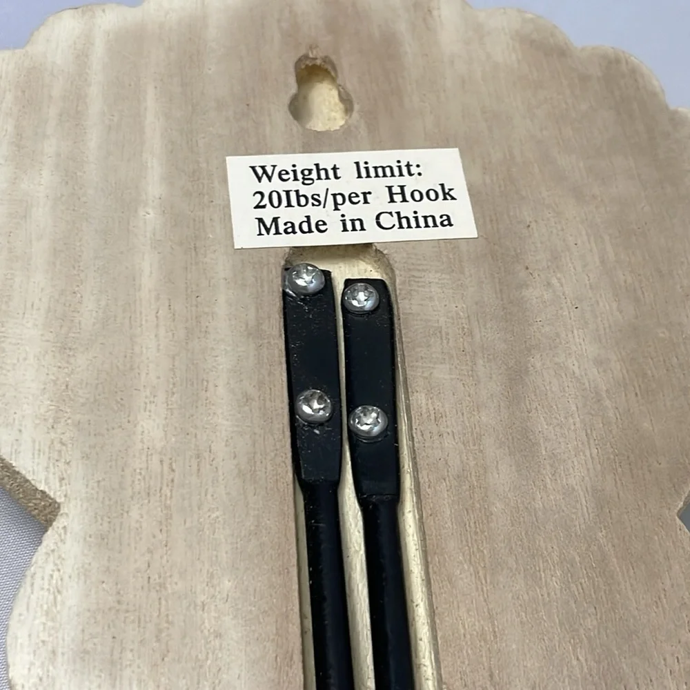 Carved Wood Shell Double Wall Hook in Coastal‎ Theme